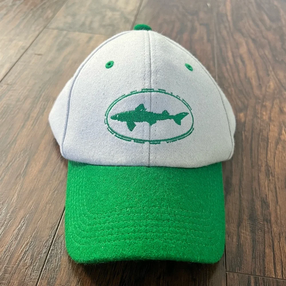 Dogfish head green and grey adjustable snap back brewery hat